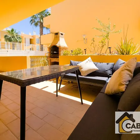 Royal Pool T2 By Yha *